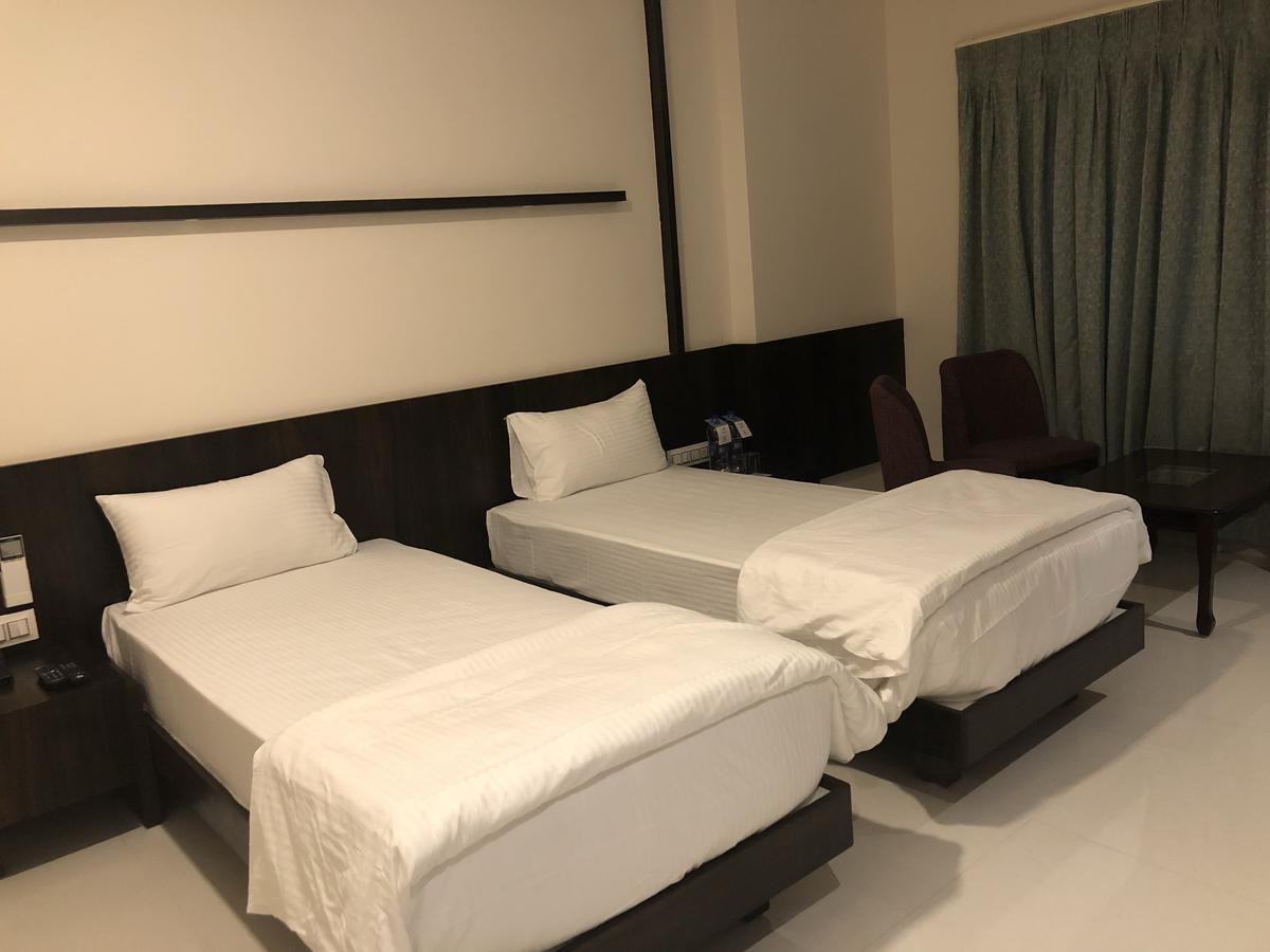 Kyriad Hotel Vijayapura By Othpl Bijāpur Εξωτερικό φωτογραφία