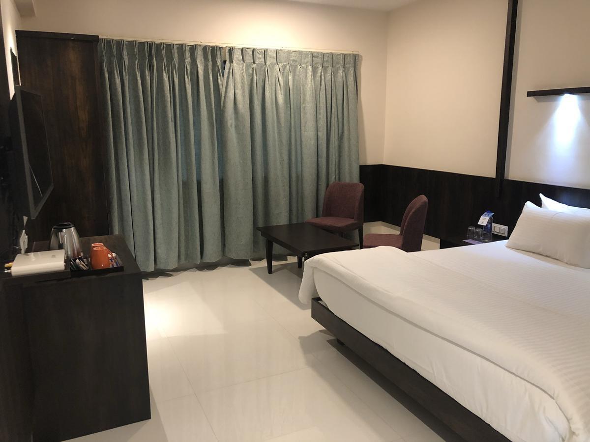 Kyriad Hotel Vijayapura By Othpl Bijāpur Εξωτερικό φωτογραφία