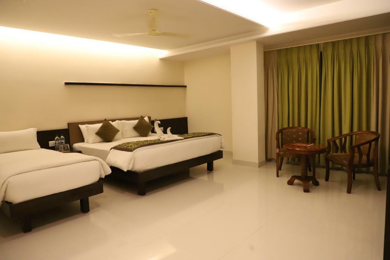 Kyriad Hotel Vijayapura By Othpl Bijāpur Εξωτερικό φωτογραφία